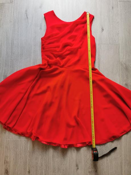 Spoločenské šaty, 42