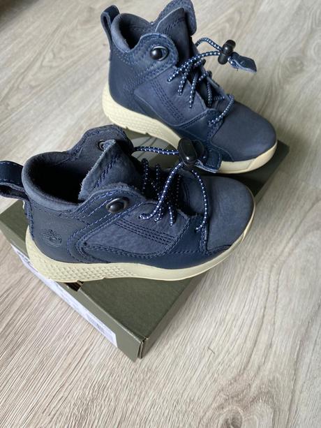 Topanky, timberland,23