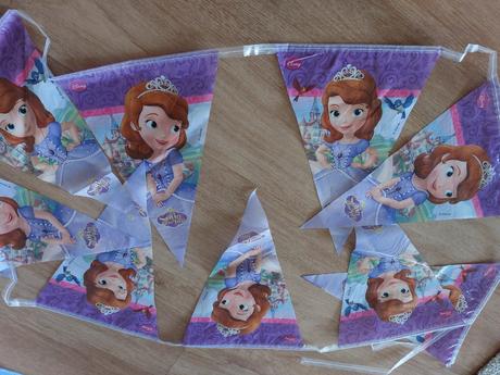 Grilanda princezná sofia vlajky,