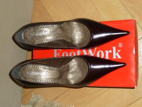 Nenosene kozene lodicky, 38