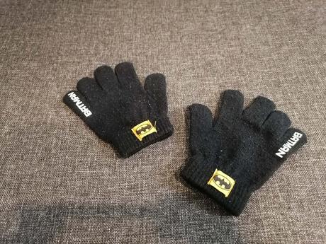 Rukavičky batman, 98