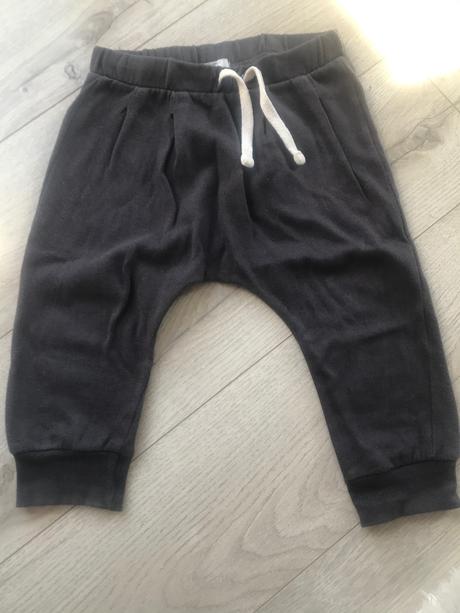 Tepláky s nižším sedom, 92