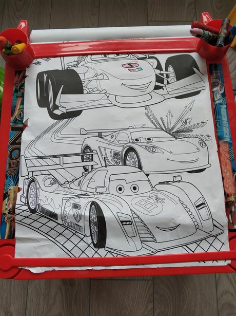 1de_stolik cars + raketa,