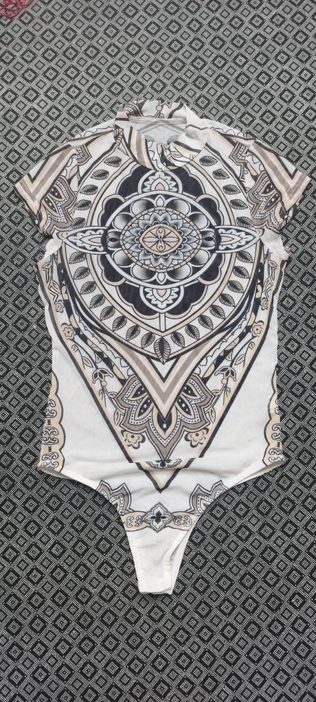 Dámske body s orientálnym vzorom, 