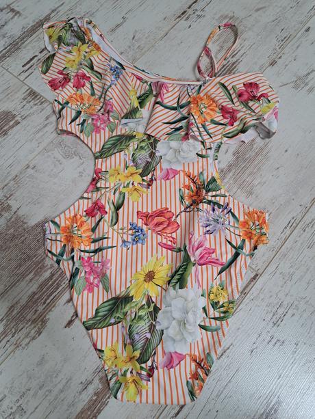 Cele plavky, mayoral,158