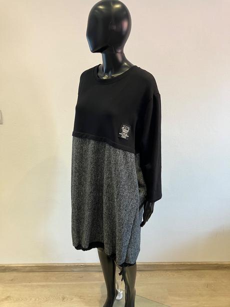 Dámske šaty oversize sivo-čierne (uni), l / m / xl