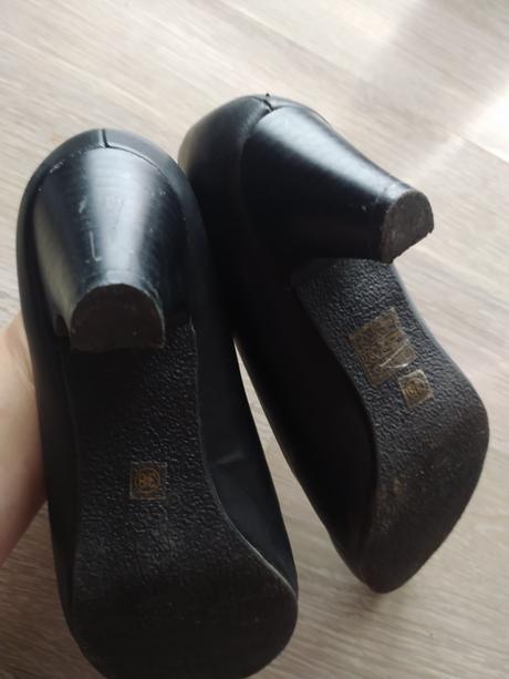 Lodičky s koženou stielkou, 38