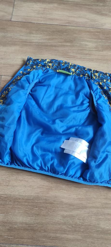 Vesta, mountain warehouse,116