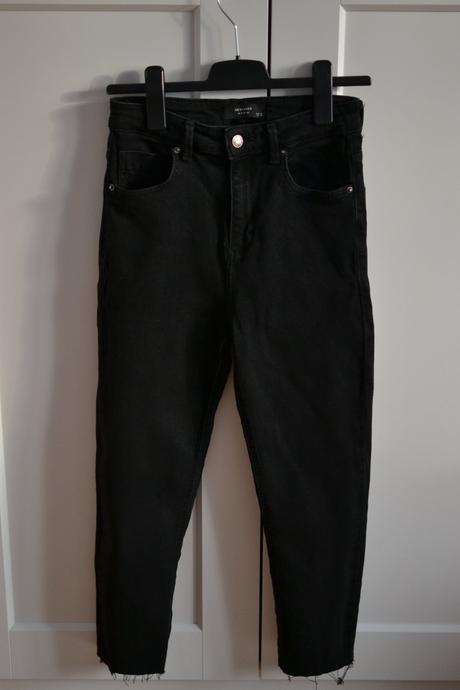 Čierne rifle 38, reserved,38