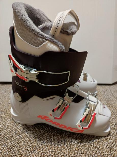 Dievčenské lyžiarske topánky, nordica,24