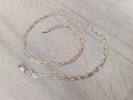 Trojfarebná strieborná retiazka, 