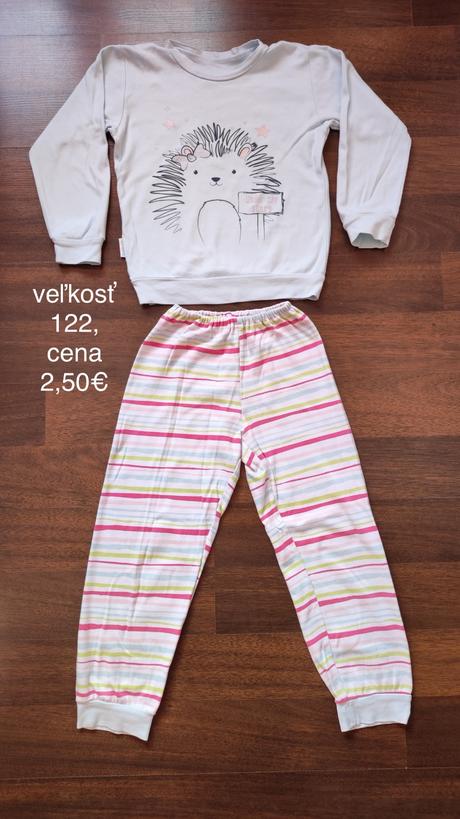 Pyžamá, 122