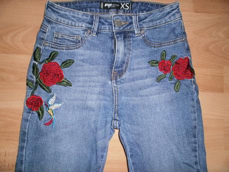 Vyšívané skinny rifle xs/34 s vysokým pásom, new yorker,xs