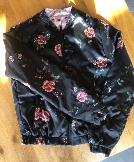 Dámska obojstranná bomberka, 36