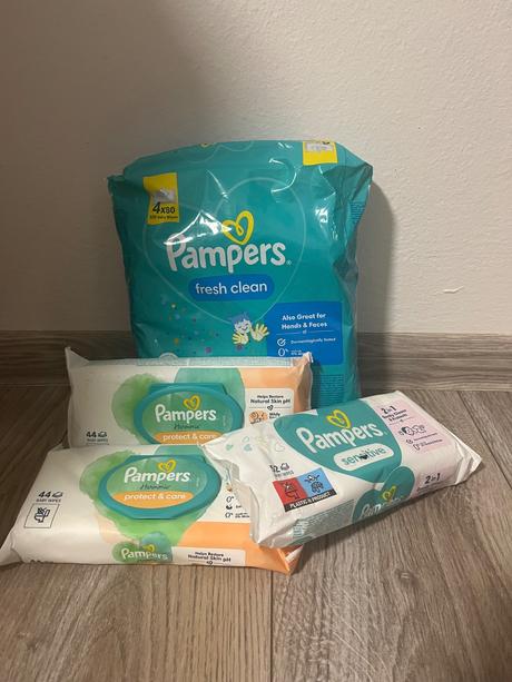 Vlhčené obrúsky pampers, 