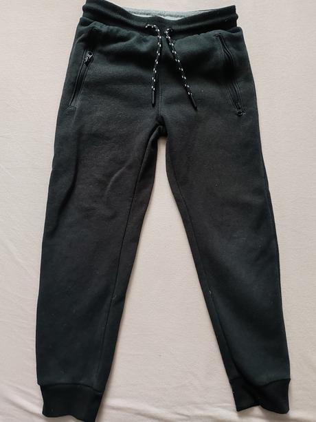 Tepláky reserved, 122, reserved,122