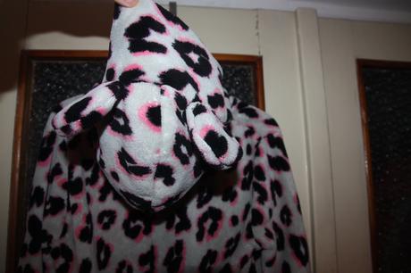 Overal leopard, next,146