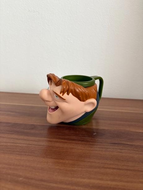 Zvonár u matky božej plastový pohár quasimodo, 