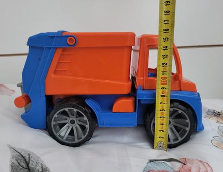 Lena truxx smetiarske auto, 