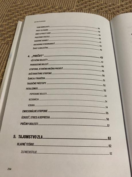 Ako čeliť utrpeniu odvaha a nádej vo svete plnom,