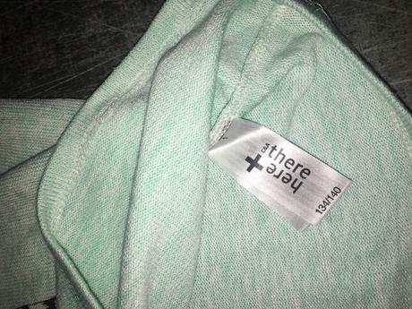 Svetrík s premieňacím obrázkom 134-140, c&a,134