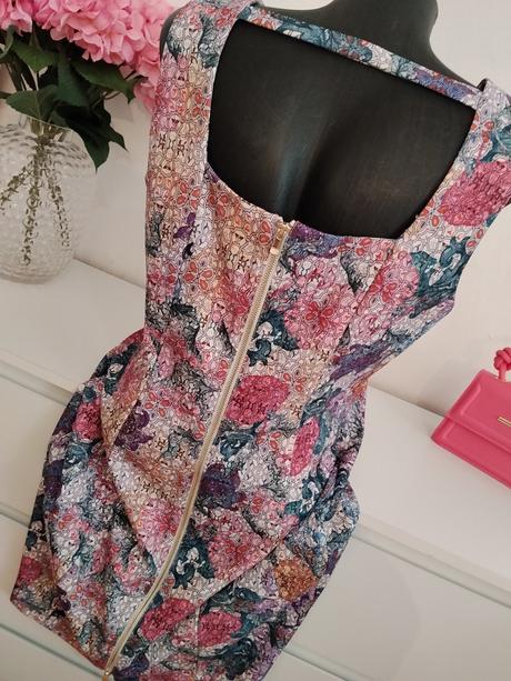 H&m vzorované šaty s otvoreným chrbtom, h&m,44