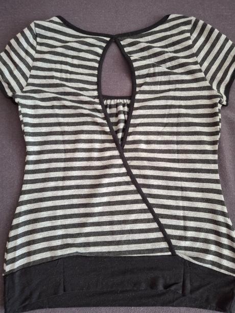 Dievčenské tričká., 152