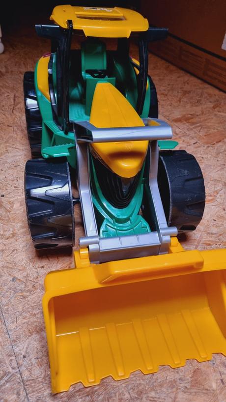 B3408 bager veľký, 