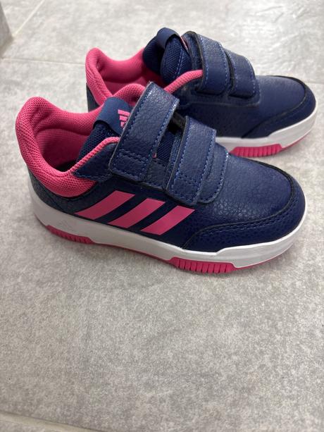 Botasky, adidas,25