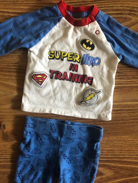 Set superbaby (tričko+tepláčiky), 62