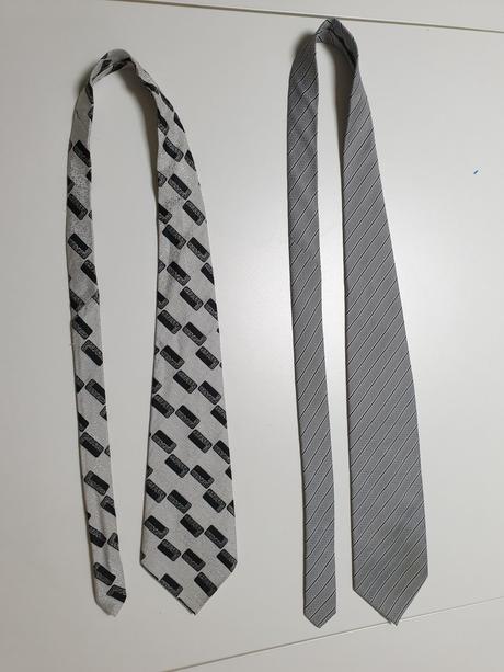 2 ks retro kravaty, 