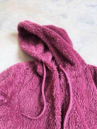 Huňatá teplá mikina, s