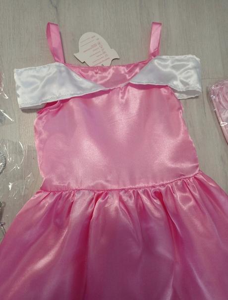 Nová rúženka 6/7 rokov 122/128, 