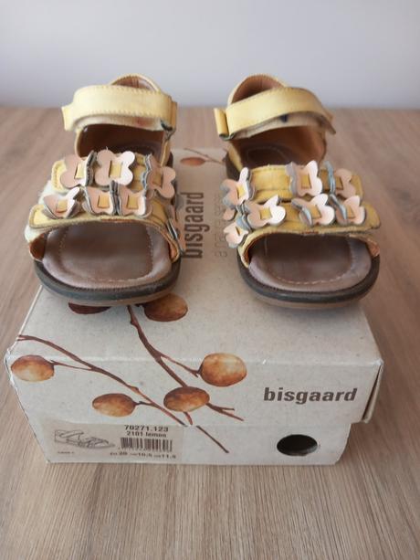 Bisgaard sandalky, 29