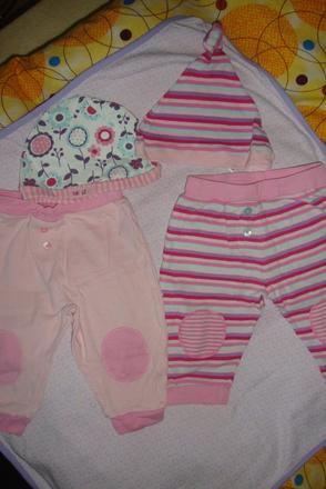 Dievčenské tepláčky + čiapočky, tesco,68