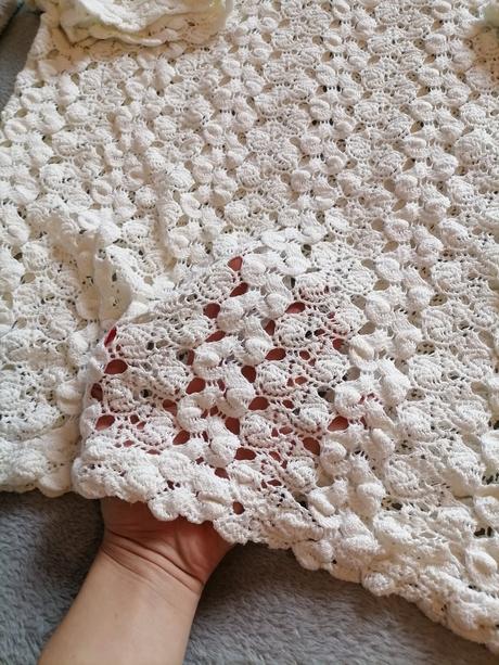 Priesvitne tričko, 40