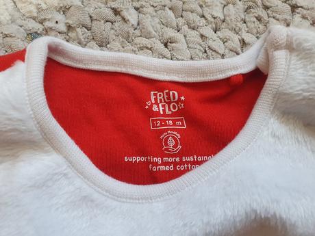 Vianočný kostým, 80