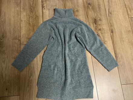 Rolákové šaty, zara,140