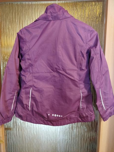 Vodeodolná a vetruodolná turistická bunda, alive,140