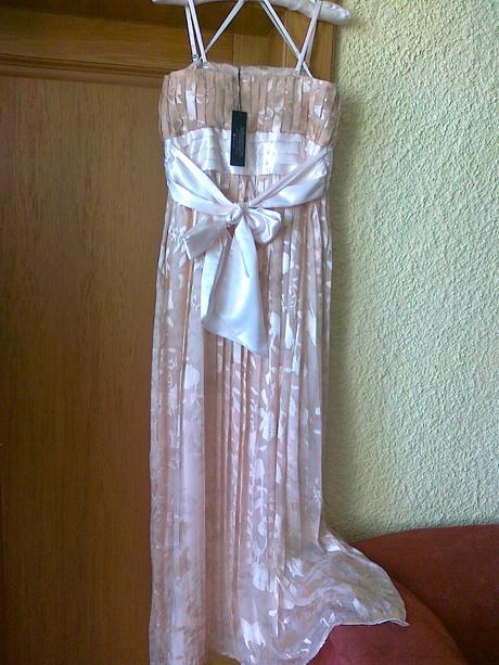 Spoločenské šaty zn. teatro, 38