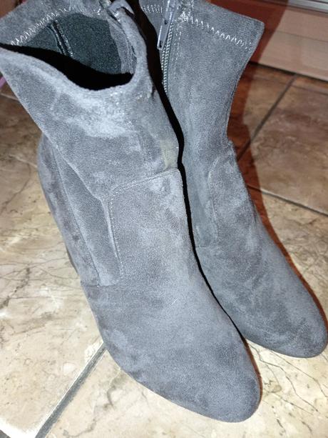 Clenkove topanky, baťa,38