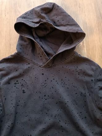 Mikina s kapucňou, 164