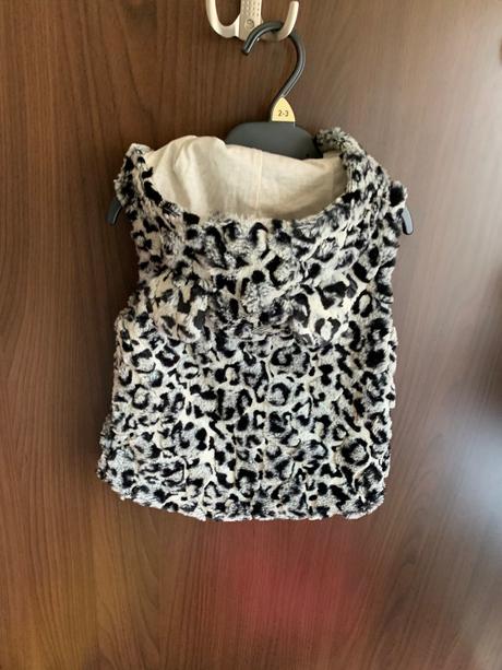 Makkucka vesticka znacky next, next,98