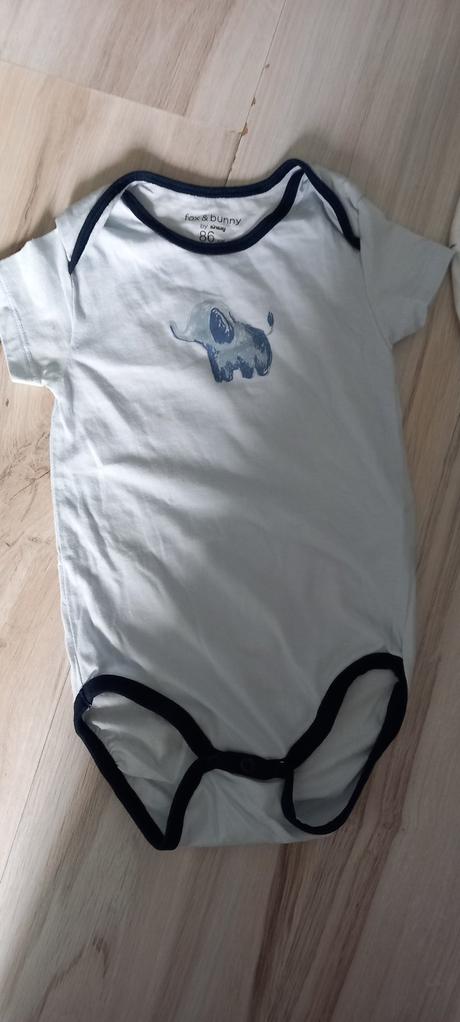 Balíček oblečenia, 68–80