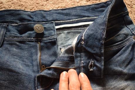 Nové riflové kraťasky, kik,158