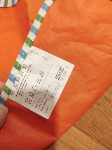 Podbradníky na jedenie, ikea