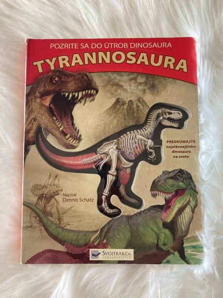 Pozrite sa do útrob dinosaura tyrannosaura,
