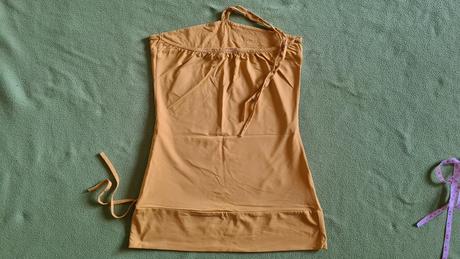 Tielko s viazaním na krk, s