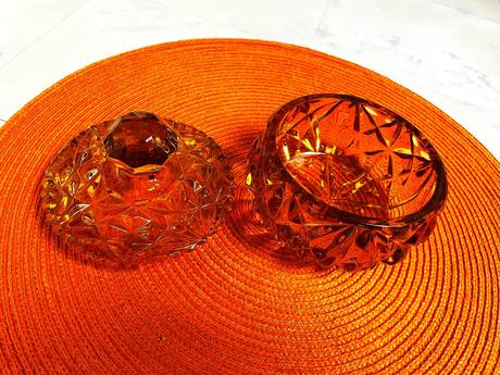 Starožitná masívna bonboniéra, 