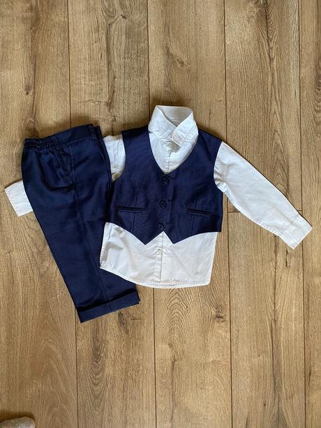 Nohavice + vesta a kosela, 80